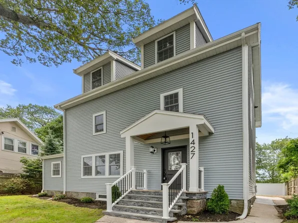 1427 Quincy Shore Dr, Quincy, MA 02169