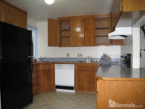 4th image of 12414 SE 221st Pl