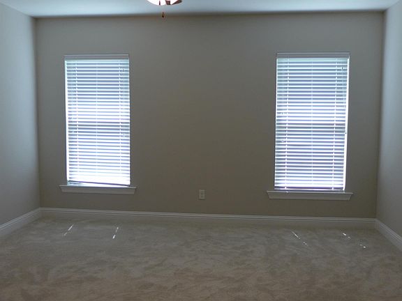 5th image of 12108 Grand Wood Ave
