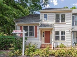 8118 Clifforest Dr, Springfield, VA 22153