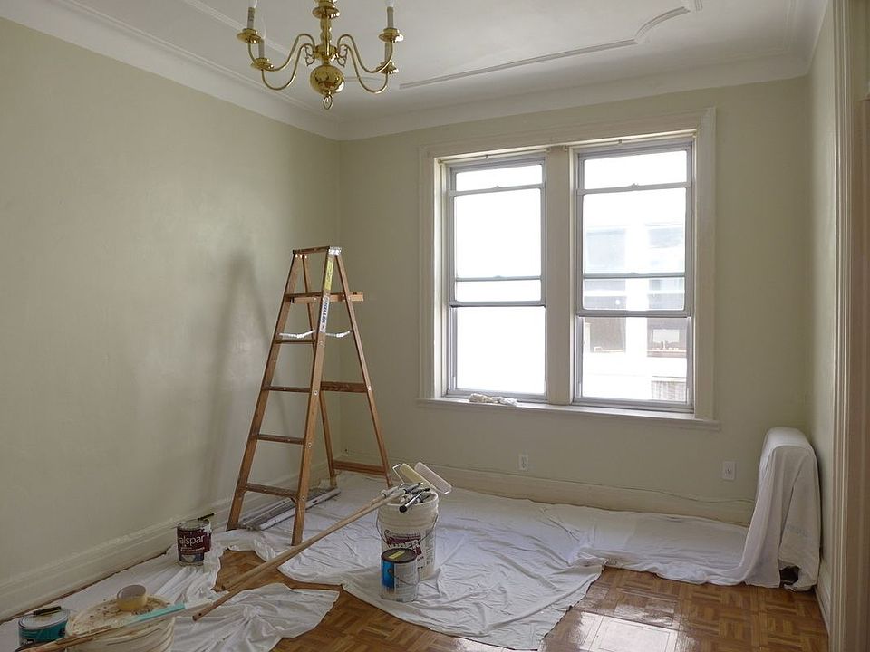 1st image of 45 Louisa St APT 2R