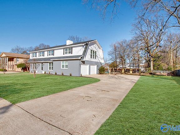 2nd image of 10139 Dunbarton Dr SE
