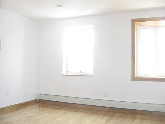 Rented by Ronald Newell | media 5