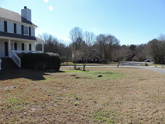 Side/front yard
