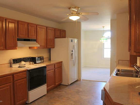 4th image of 111 Pond Dr