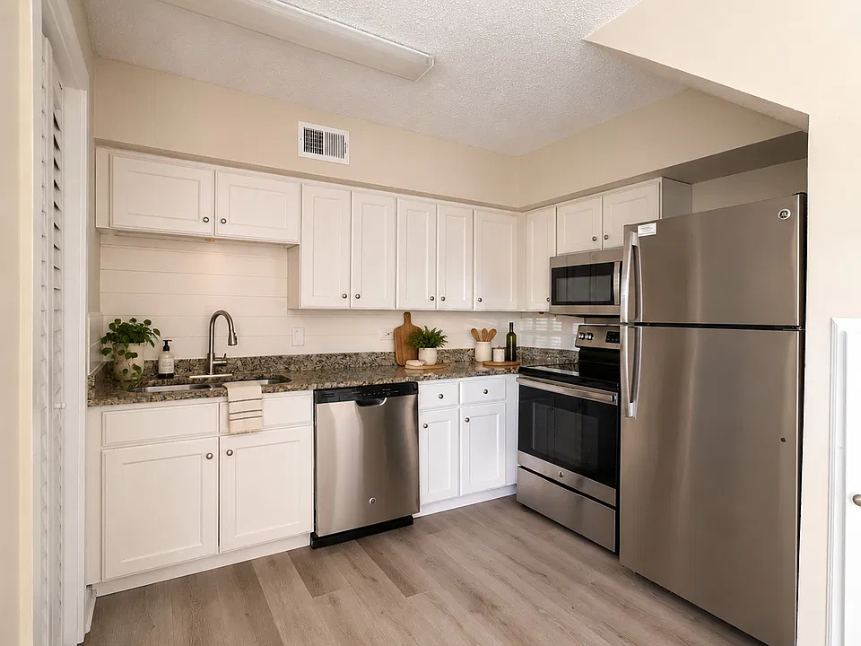701 Osage Ave #5