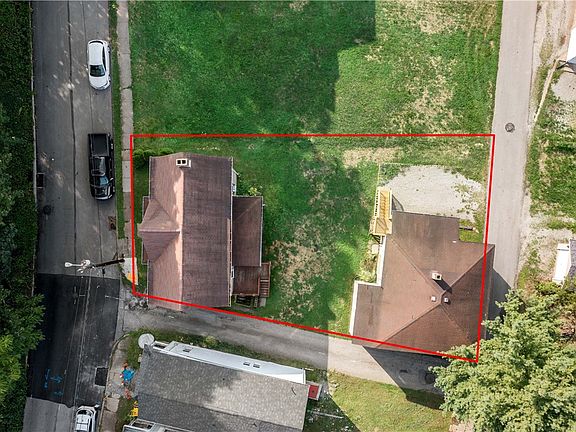 3rd image of 523 Westminster Ave