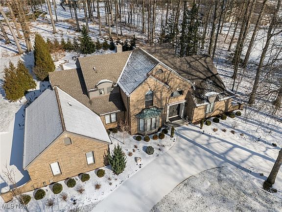 3rd image of 32378 Regency Ct