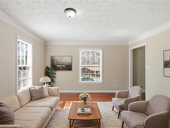 4th image of 2366 Flintrock Rd