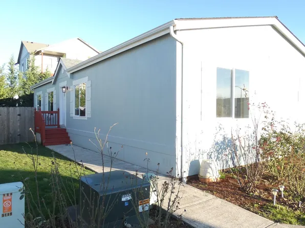 5151 Copper Creek Loop NE #183, Salem, OR 97305