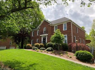 7016 Tramore Ln, Clemmons, NC 27012