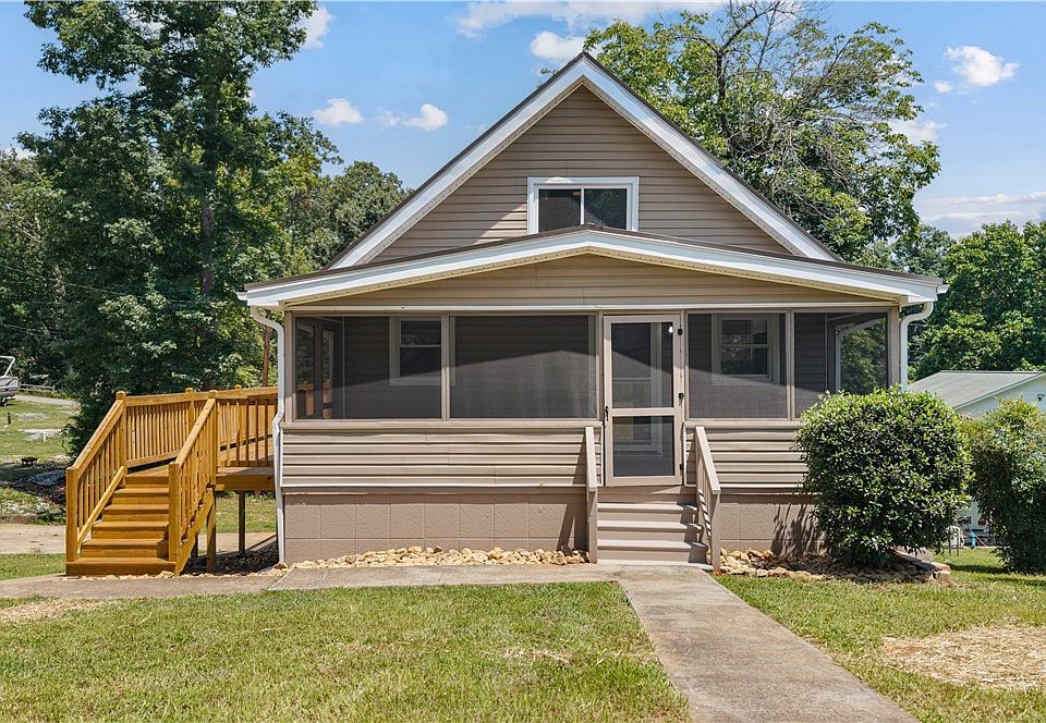 1st image of 1203 Andersonville Rd