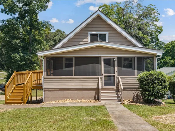 1203 Andersonville Rd, Townville, SC 29689