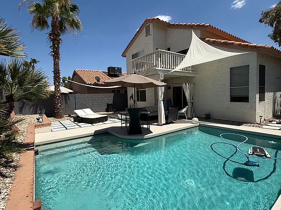3rd image of 4044 E Mountain Vista Dr