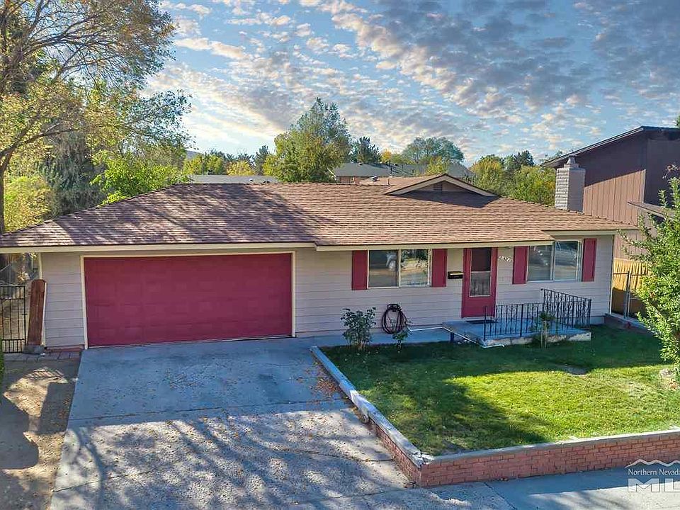 1st image of 3421 Woodside Dr