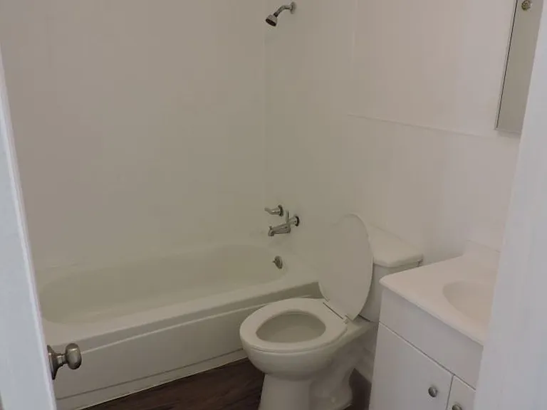 3204 Silver Lake Dr — Photo 11
