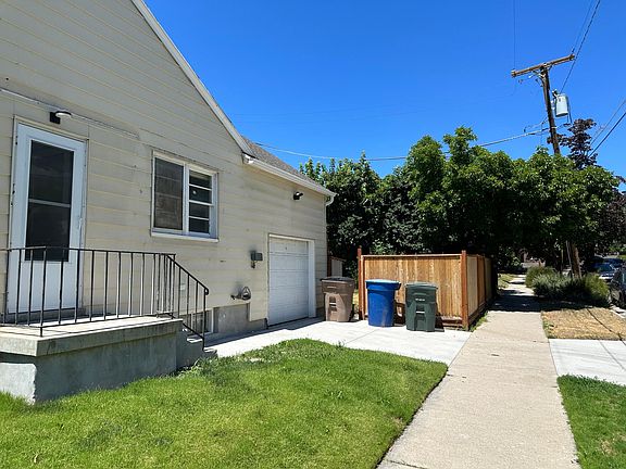 2nd image of 1393 E Thornton Ave