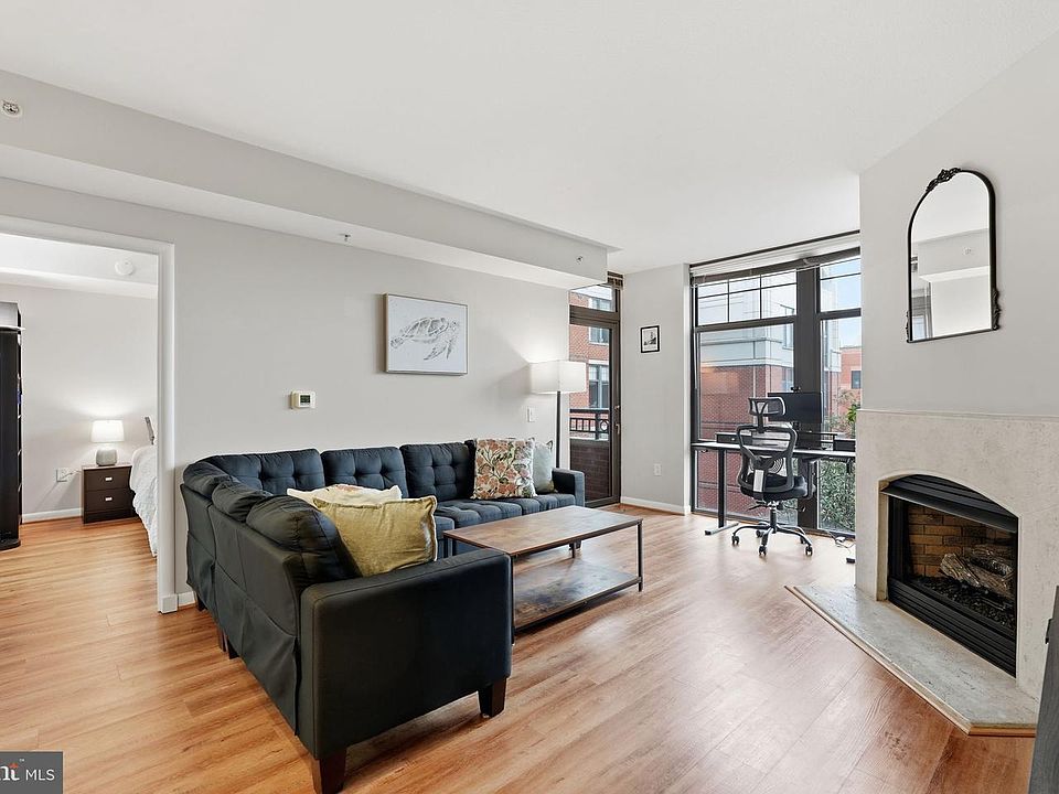 1st image of 1021 N Garfield St APT 531