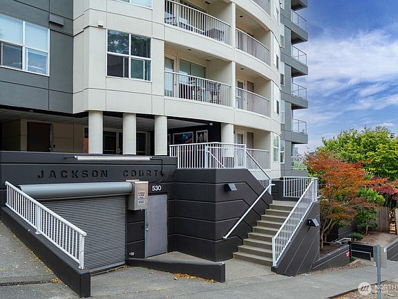 2nd image of 530 Melrose Avenue E #605