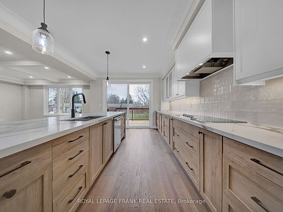 4th image of 97 Steinway Dr