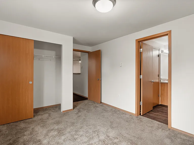 2x2 Townhome Bedroom
