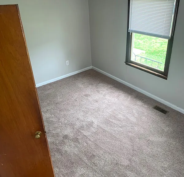 805 Carden Ave — Photo 4