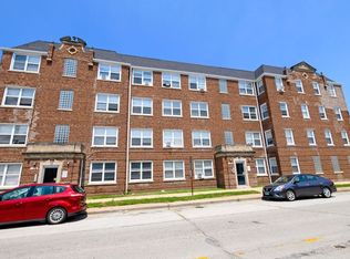 102-108 Memorial Dr #572, Calumet City, IL 60409