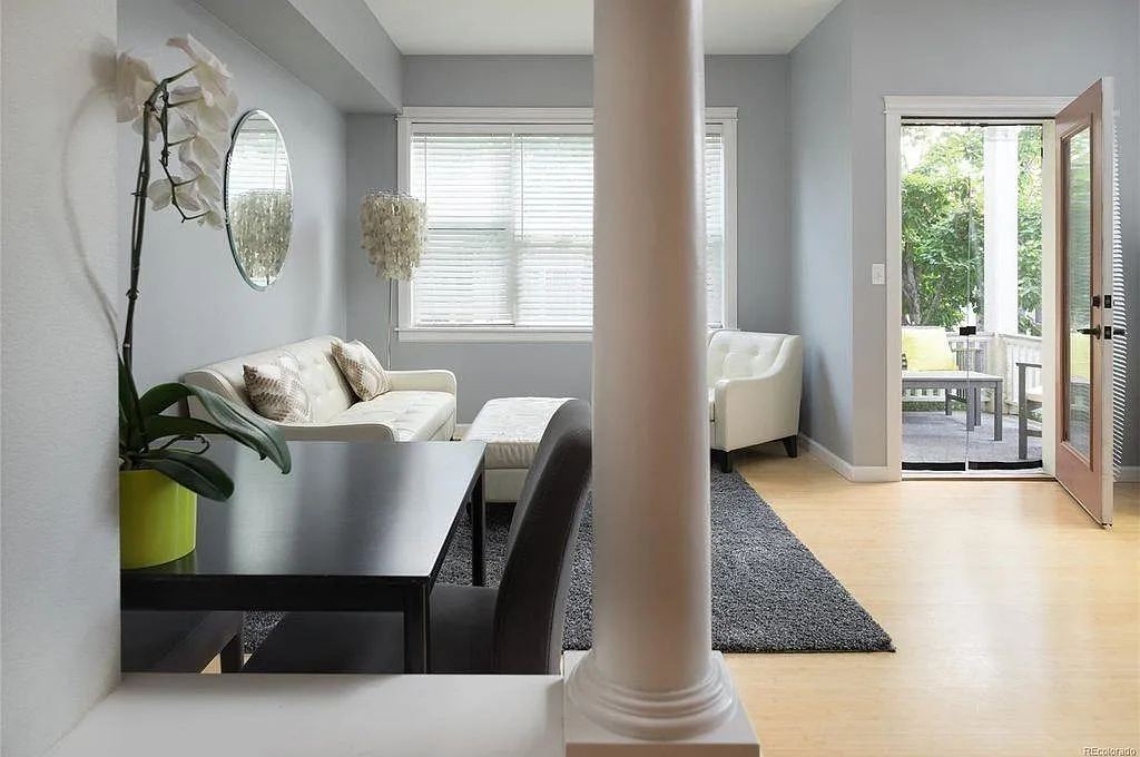 1 bed, 792 sqft, $2,190 — Photo 1
