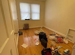 30-45 34th St #1F, Astoria, NY 11103