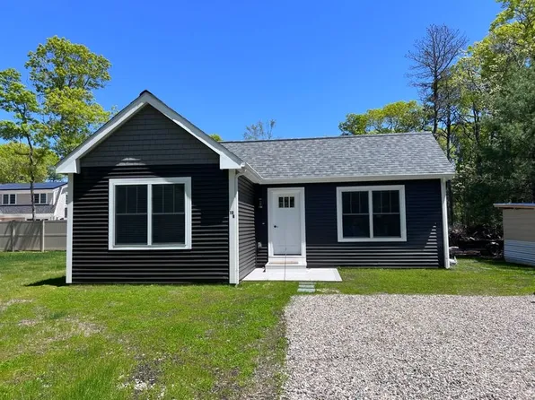 10 Narrows Way #10B, Cotuit, MA 02635