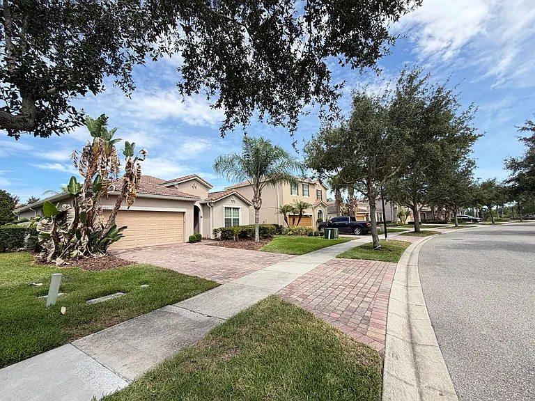 11867 Padua Ln — Photo 3