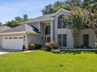 4321 Country Ln, Grapevine, TX 76051