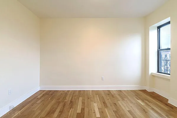 Rented by Hillel Realty Group | media 12