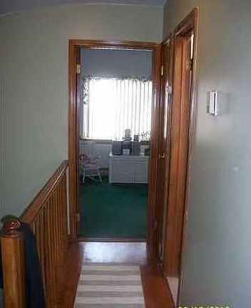 2nd image of 30 Saccheri Ct