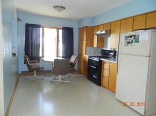 6446 Maple Grove Rd, Palms, MI 48465