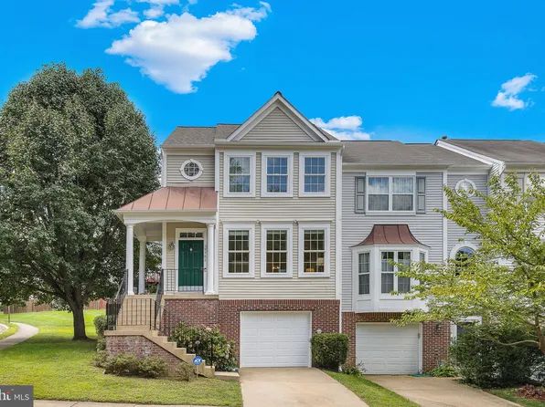 15582 Winding Creek Dr, Dumfries, VA 22025