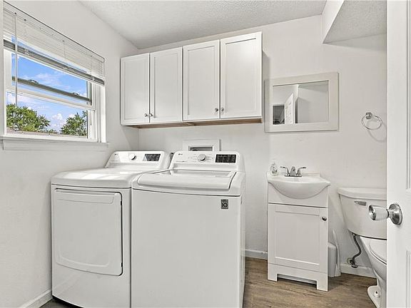 3rd image of 6508 E 128th St