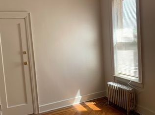 555 E 38th St, Brooklyn, NY 11203