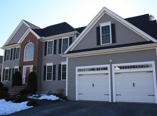 3 Essex Ct, Londonderry, NH 03053
