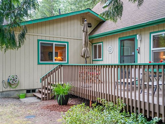 4th image of 431 N Duckabush Drive E