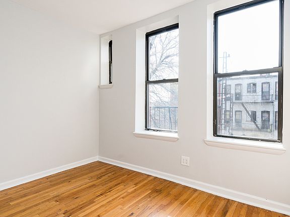 2nd image of 309 Jefferson Ave #3L