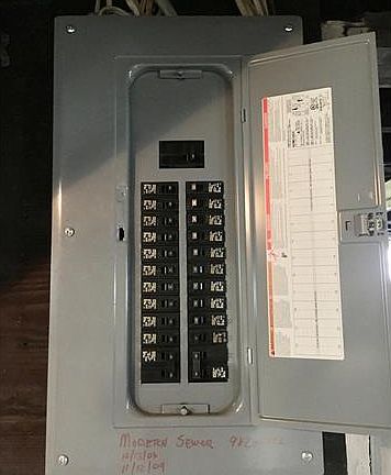 4th image of 1733 11th Ave
