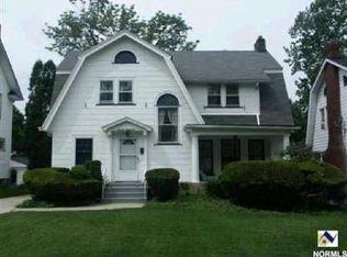1692 Lee Rd, Cleveland Heights, OH 44118