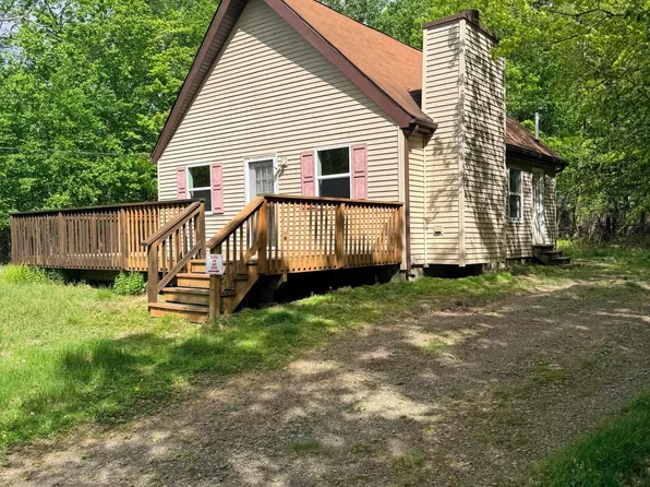 54 Hawthorn Dr, Gouldsboro, PA 18424