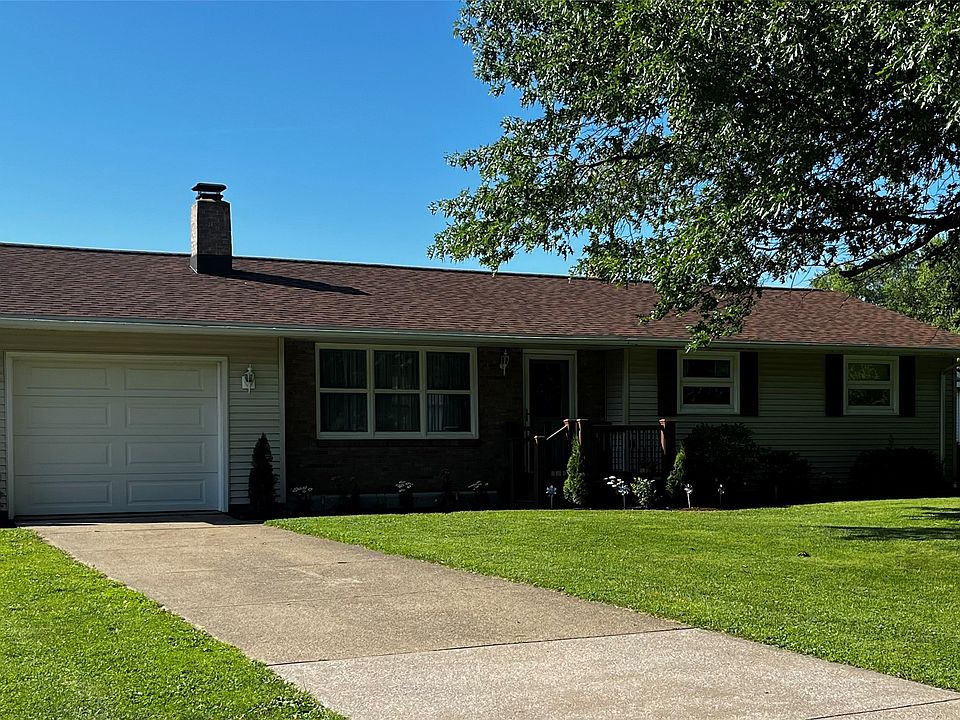 1st image of 2670 Laurie Dr