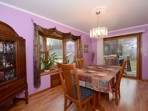 Large Bay Window in Dining 