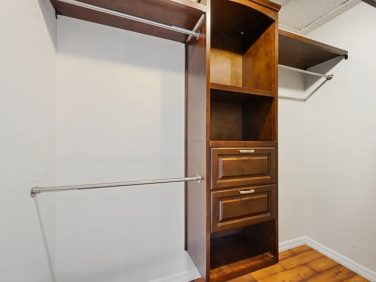 2525 Indianapolis Ave — Photo 14