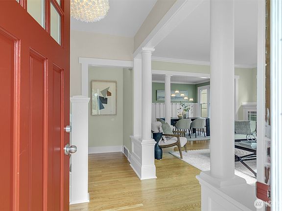 4th image of 806 W Fulton Street