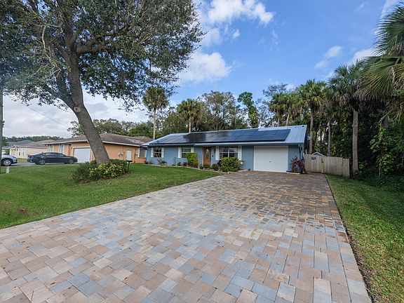 5th image of 1653 SW Lexington Drive