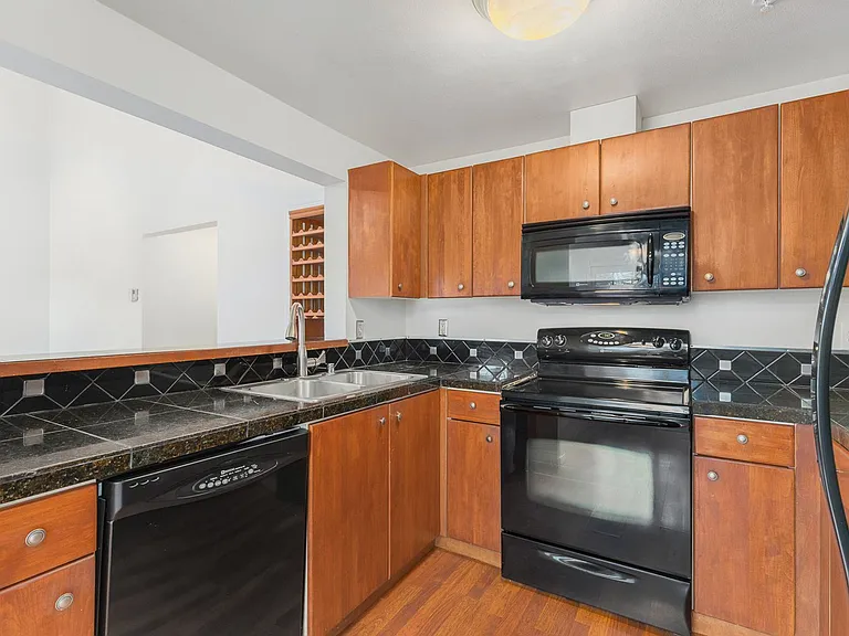 14058 NE 181st St #F304 — Photo 10